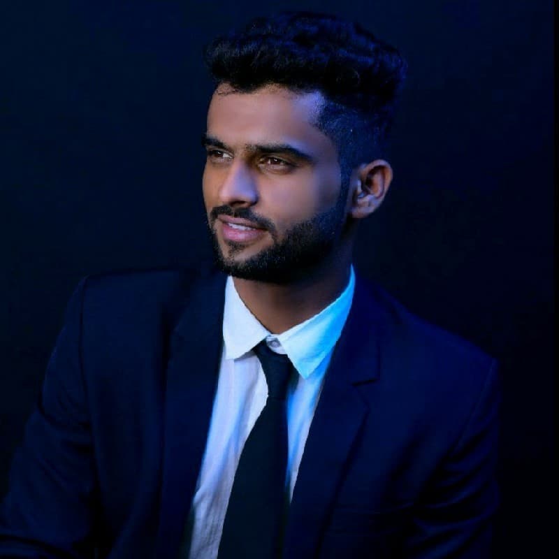 Cloud & DevOps Engineer Profile Photo